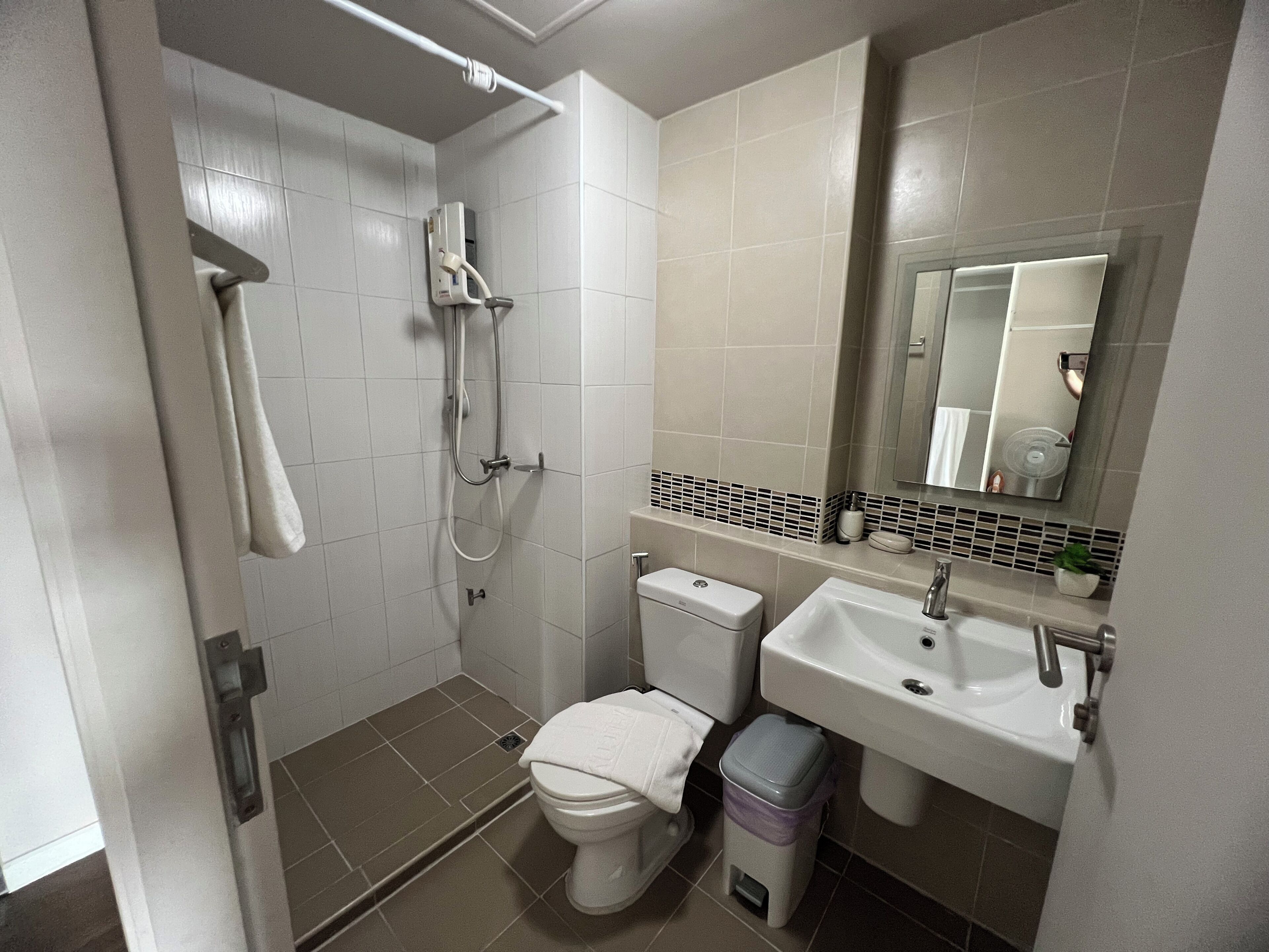 Duplex Comfort - 2 sovrum - pentry - sjöutsikt | Badrum