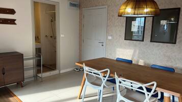 Duplex Comfort - 2 sovrum - pentry - sjöutsikt | Restauranger