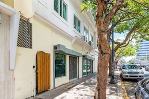 Exterior - Barrio Sanctuary - Sol (San Juan city)