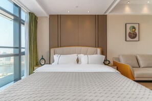 Luxury Double Room, City View | Desk, laptop workspace, blackout drapes, soundproofing