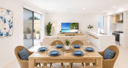 Serene Warner Stay | Stylish Home for Families