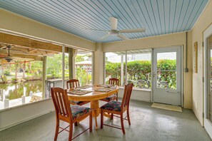 Dining - Waterfront Homosassa Gem w/ Docks and Golf Cart! (Homosassa)