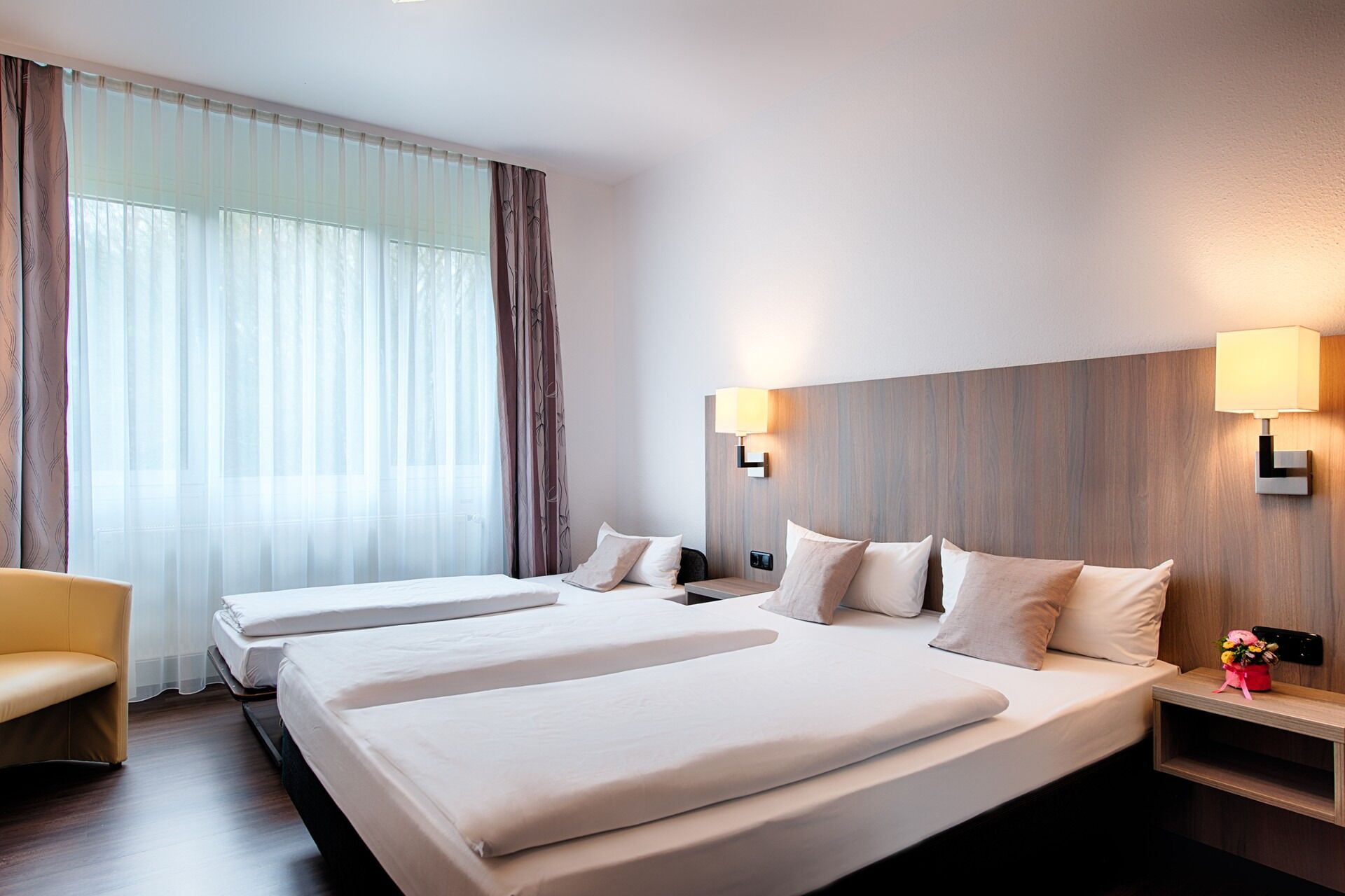 Triple Room Retreat | Garden & Terrace | Close To Ruhr Park Shopping - Bochum