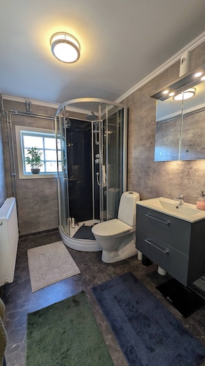 Huis, 3 slaapkamers, sauna | Badkamer