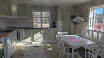Huis, 3 slaapkamers, sauna | Dineerruimte