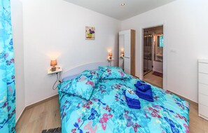 Free WiFi - Amazing apartment in Ika with swimming pool (Ika)