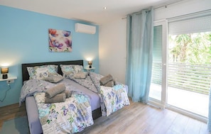 Free WiFi - 3 bedroom beautiful apartment in Lovran (Lovran)