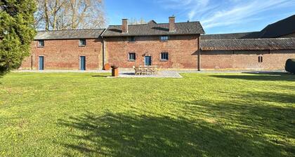 Hoefke Voort – Rural farmhouse in Haspengouw, total peace in protected landscape