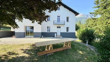 Esterni