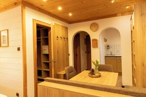 Dining - Vrbo Property (Schlöglberg)