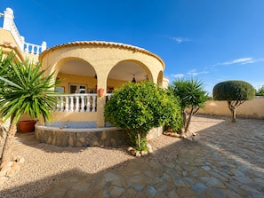Villa, 3 habitaciones, para fumadores, alberca privada | Entrada de la propiedad