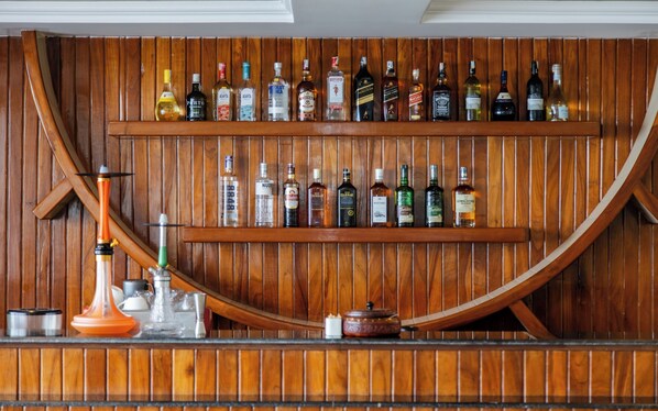 Bar (on property) - Kahunkot  Resort (Pokhara)