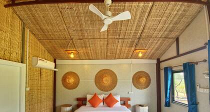 Cow Barn Cafe and Lodge Preah Vihear
