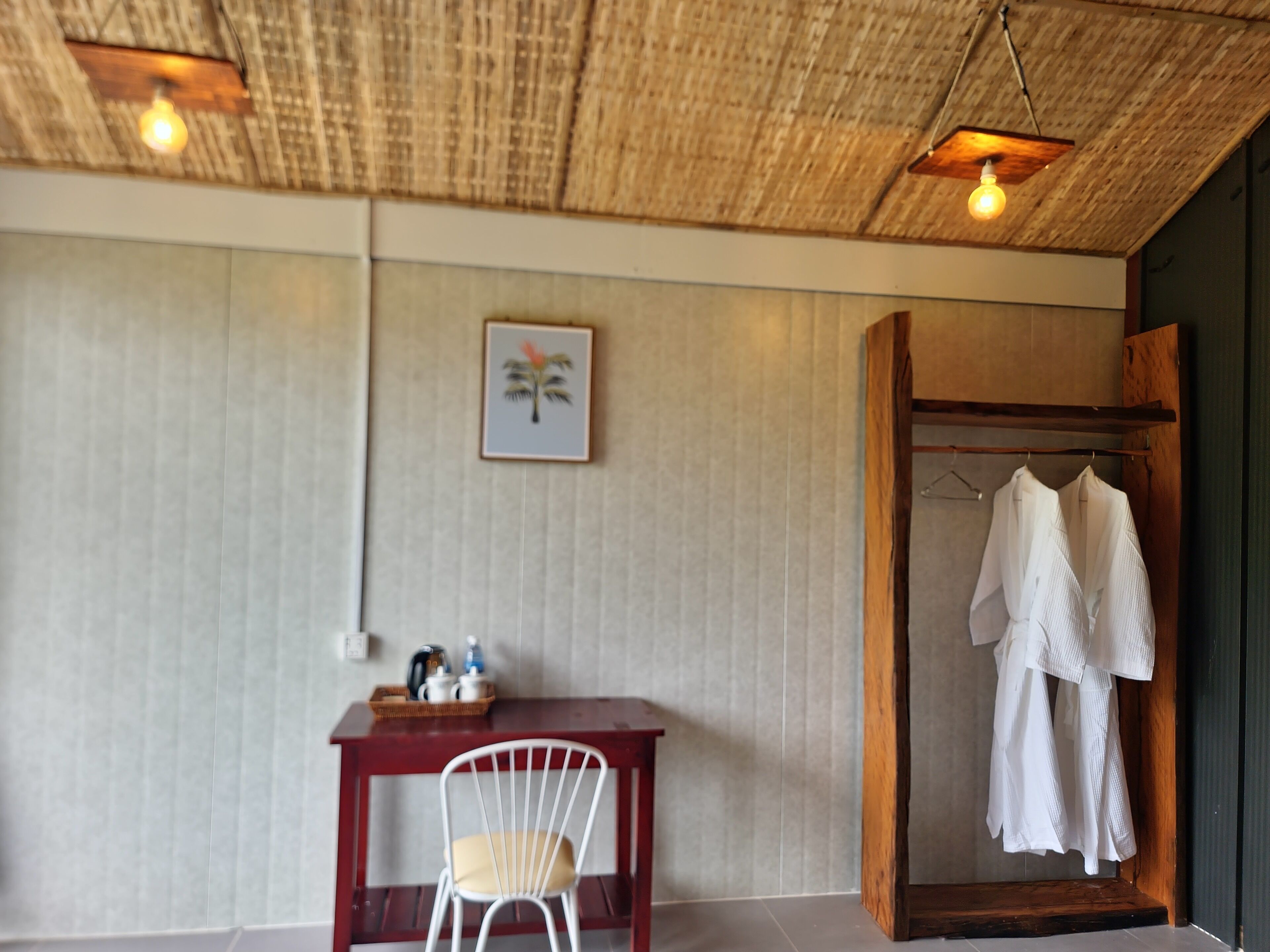 Deluxe Double Room, Balcony, Marina View | Interior