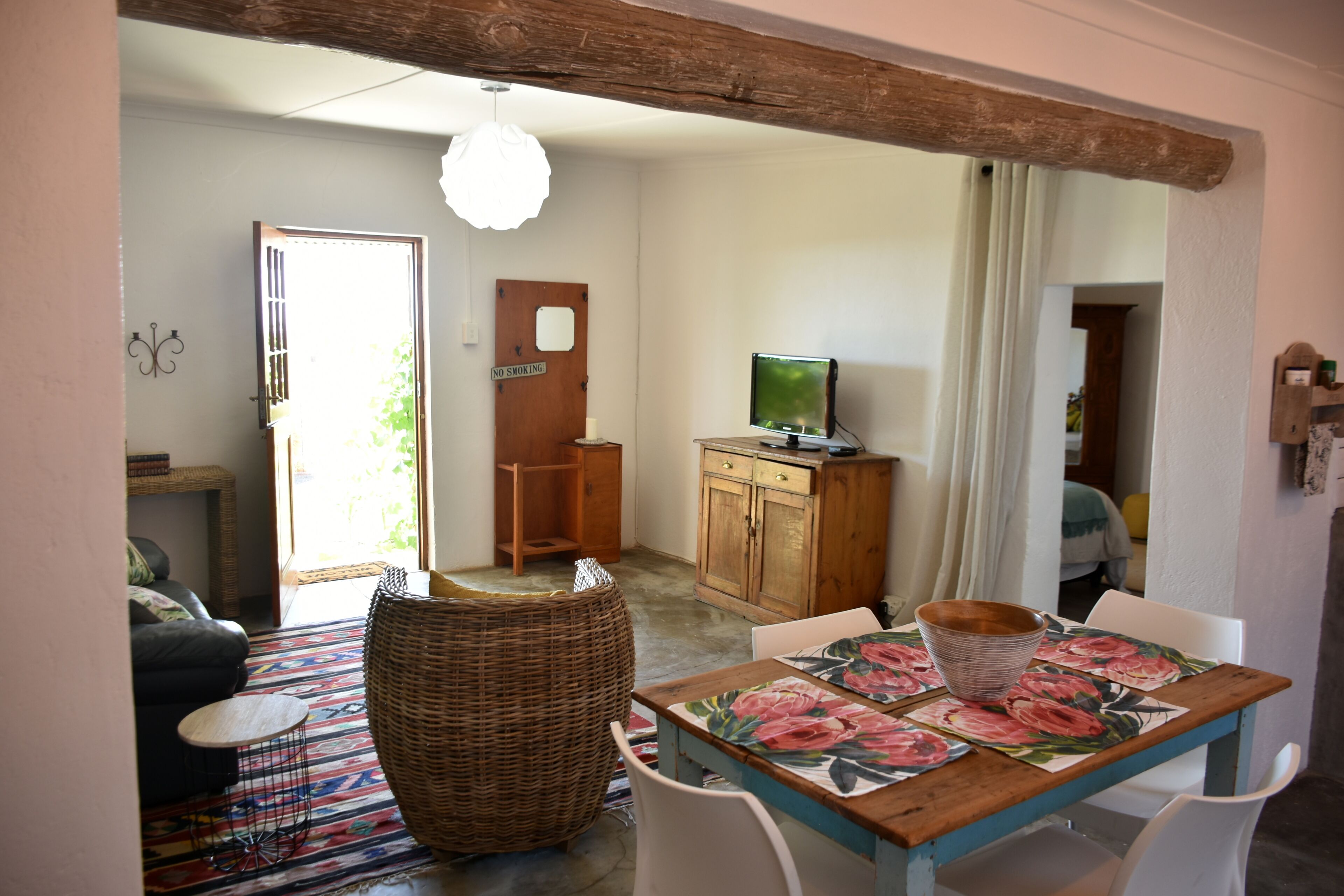Comfort Double or Twin Room, Garden View | Dining