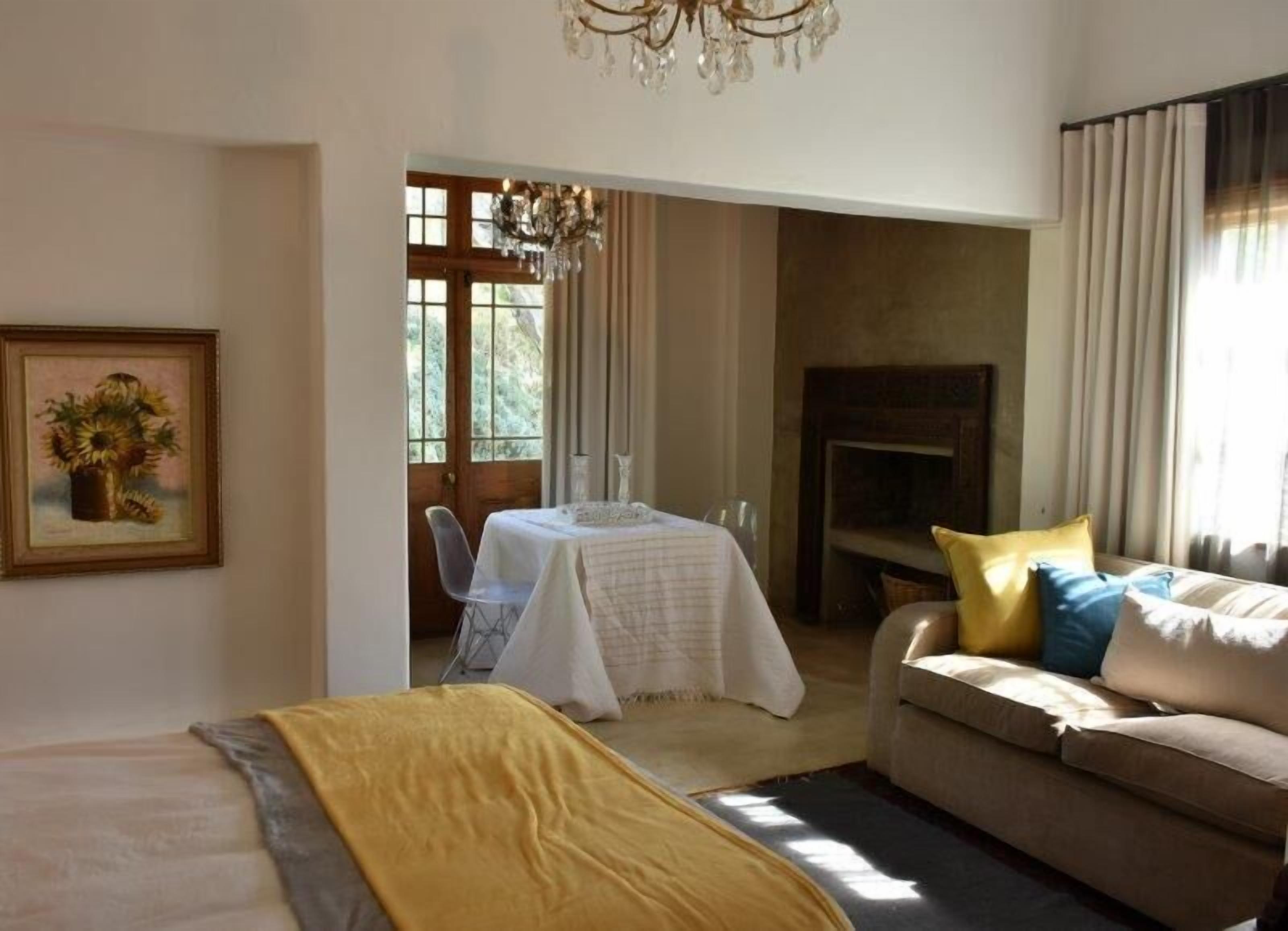 Classic Double Room | Laptop workspace, free WiFi
