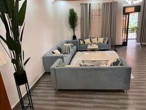Living area - 7-bedroom house in lovely Gacuriro for your stay (Kigali)