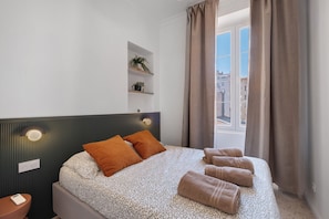 Iron/ironing board, WiFi, bed sheets - Apartment 'Carré D'Or' with Wi-Fi and Air Conditioning (Nice)