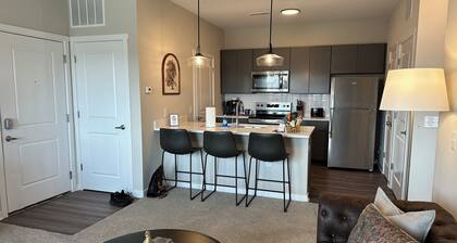 New Albany 1BR | Balcony | Near Data Centers!