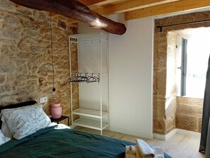 Room - Vrbo Property (Valilongo)