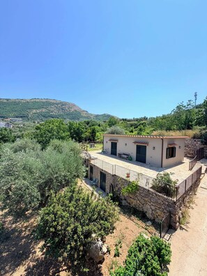 Exterior - Vrbo Property (Arola-Preazzano)