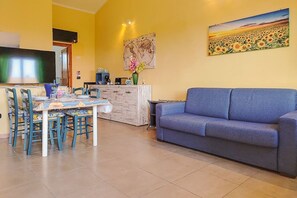 TV - Between Sea & Nature – 3 Minutes from La Pelosa (Stintino)