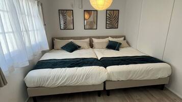 Standard House | WiFi (free)