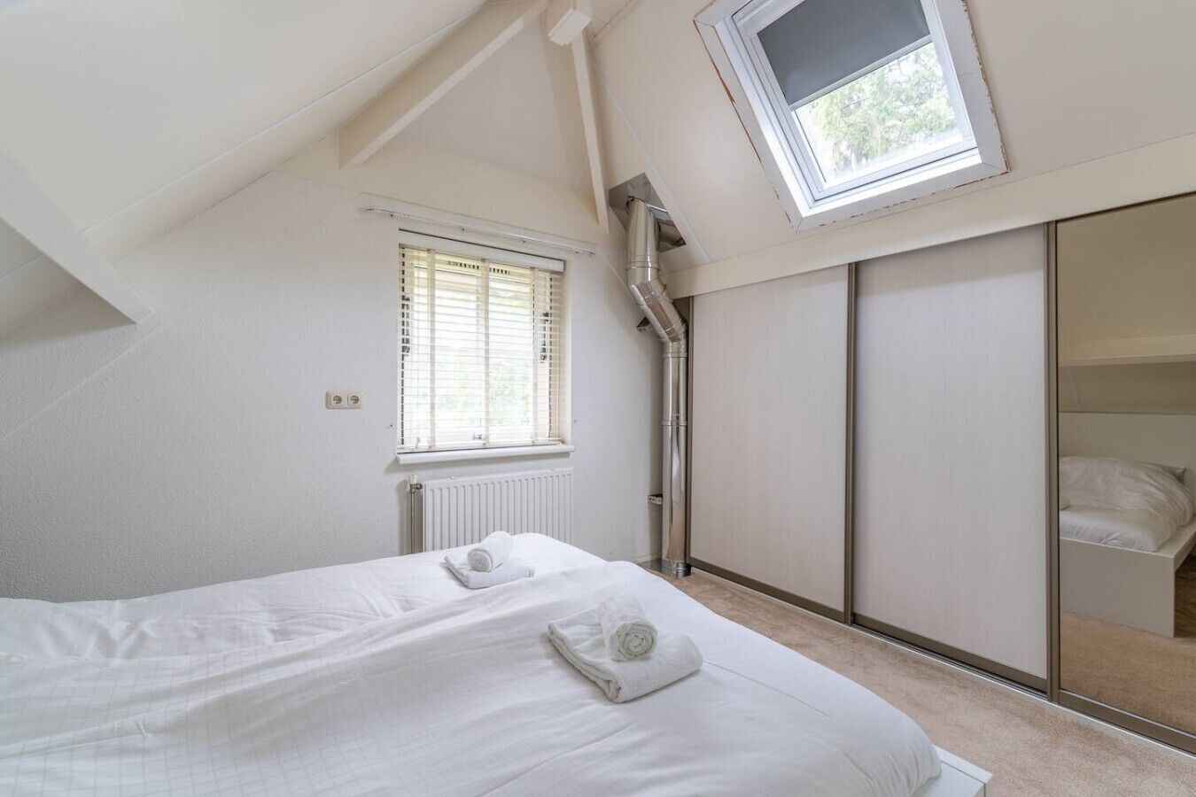 2 Schlafzimmer, Reisekinderbett, WLAN, Bettwäsche