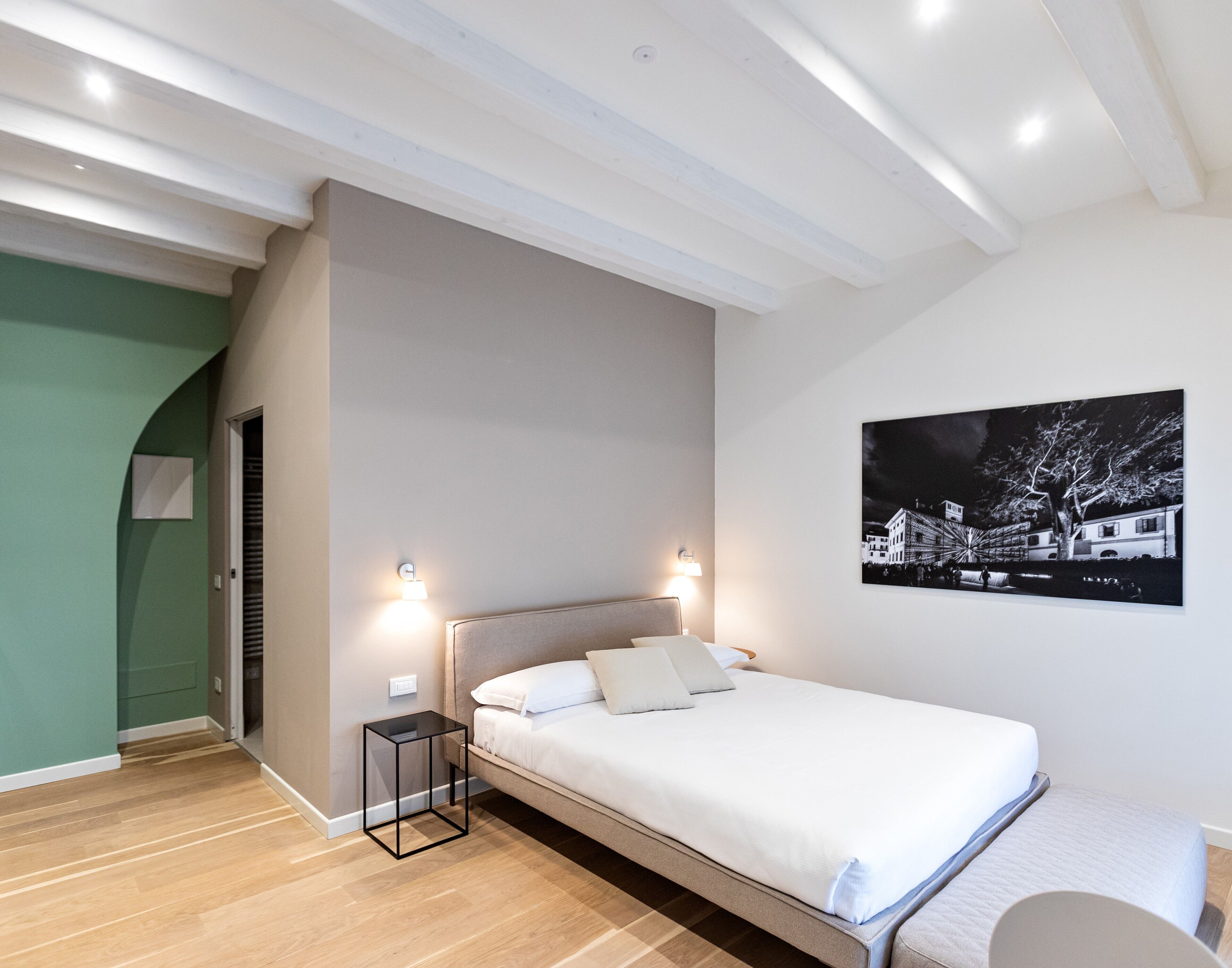 Apartment, Stadtblick | Zimmersafe, schallisolierte Zimmer, kostenloses WLAN