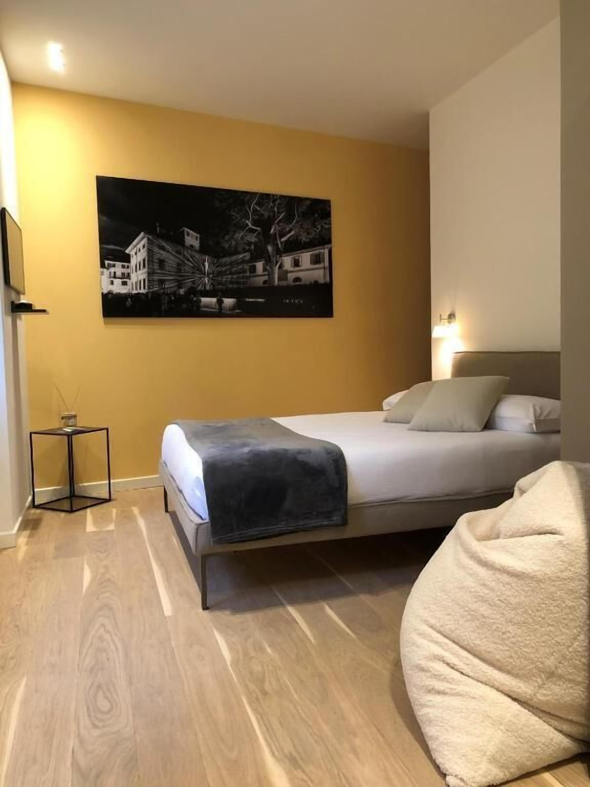 Junior Apartment, City View
