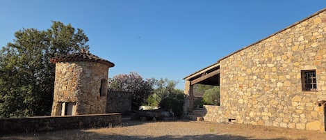Enceinte de l’hébergement