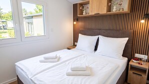 2 bedrooms, WiFi - Tinyhouse „SeeZeit“ in ruhiger, naturnaher Lage direkt am Garder See. (Lohmen)