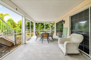 Outdoor dining - A Piece of Paradise - Sanibel (Sanibel)