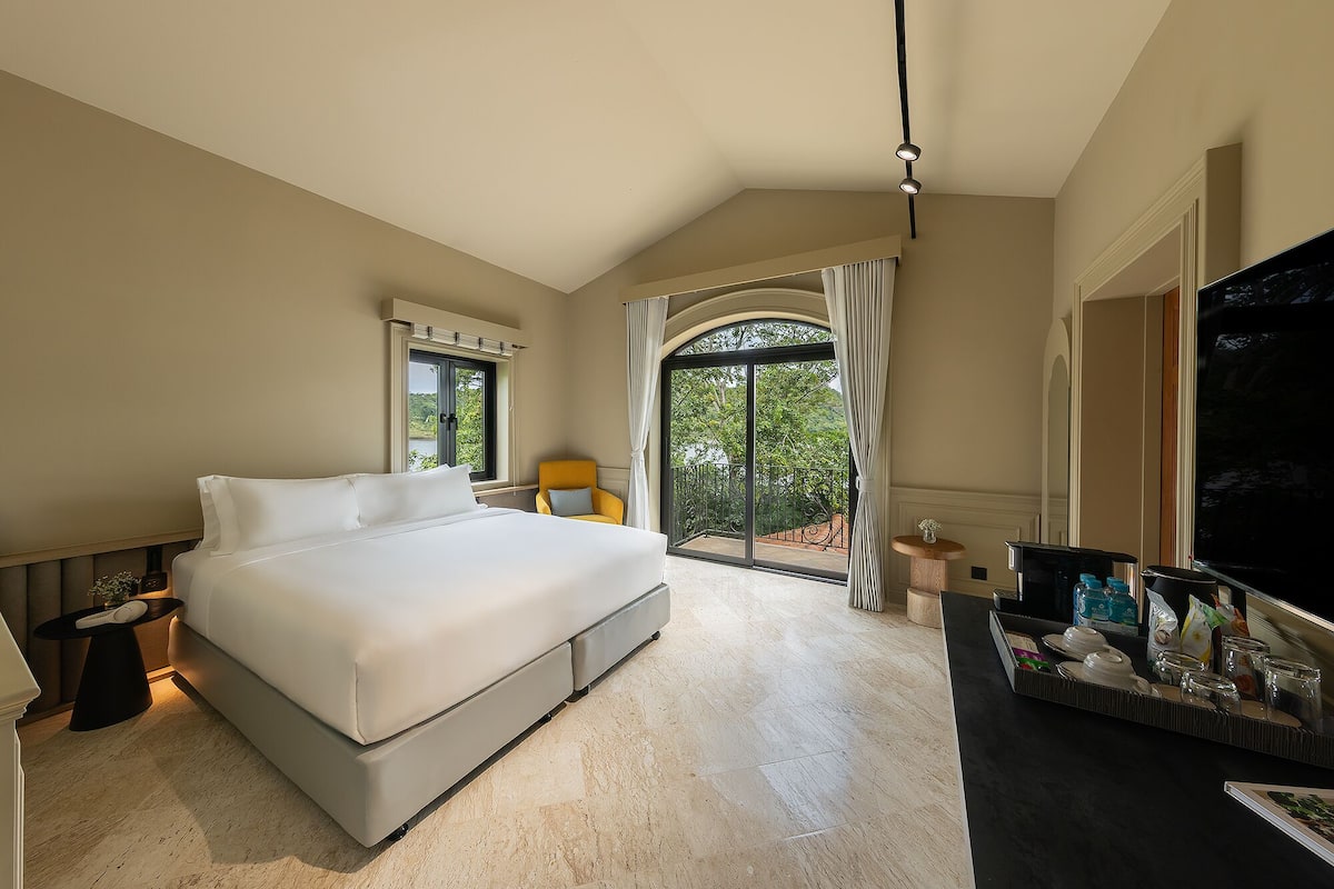Mini-bar avec articles gratuits, Wi-Fi gratuit, draps fournis