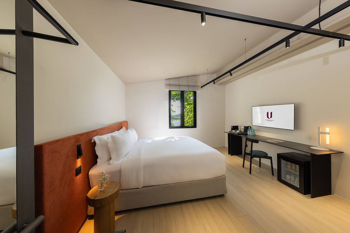 Mini-bar avec articles gratuits, Wi-Fi gratuit, draps fournis