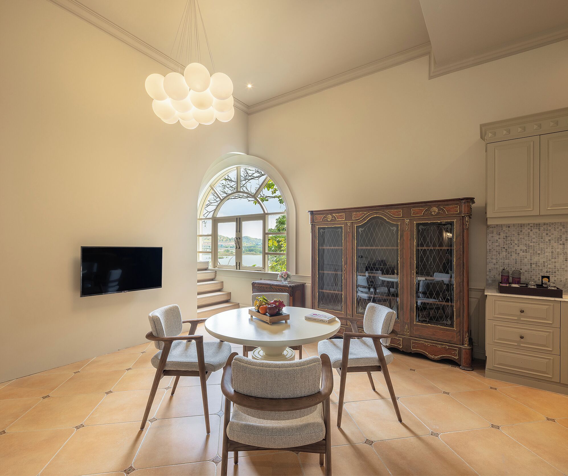 Timeless Duplex Lakeview Suite