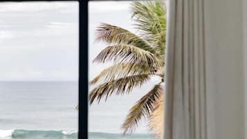 Deluxe-Suite, Balkon, Meerblick | Innenbereich