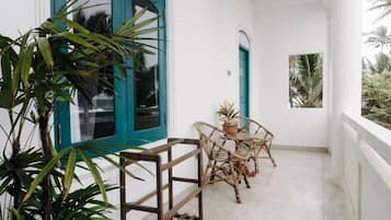 Deluxe Double Room, Balcony, Sea View | Outdoor dining