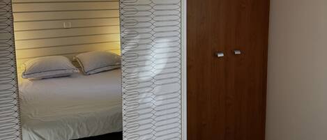 2 habitaciones, wifi y ropa de cama
