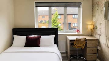 4 bedrooms, WiFi (free), individually decorated, individually furnished
