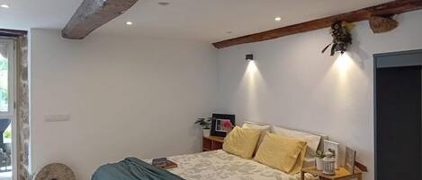 1 bedroom, Internet, bed sheets