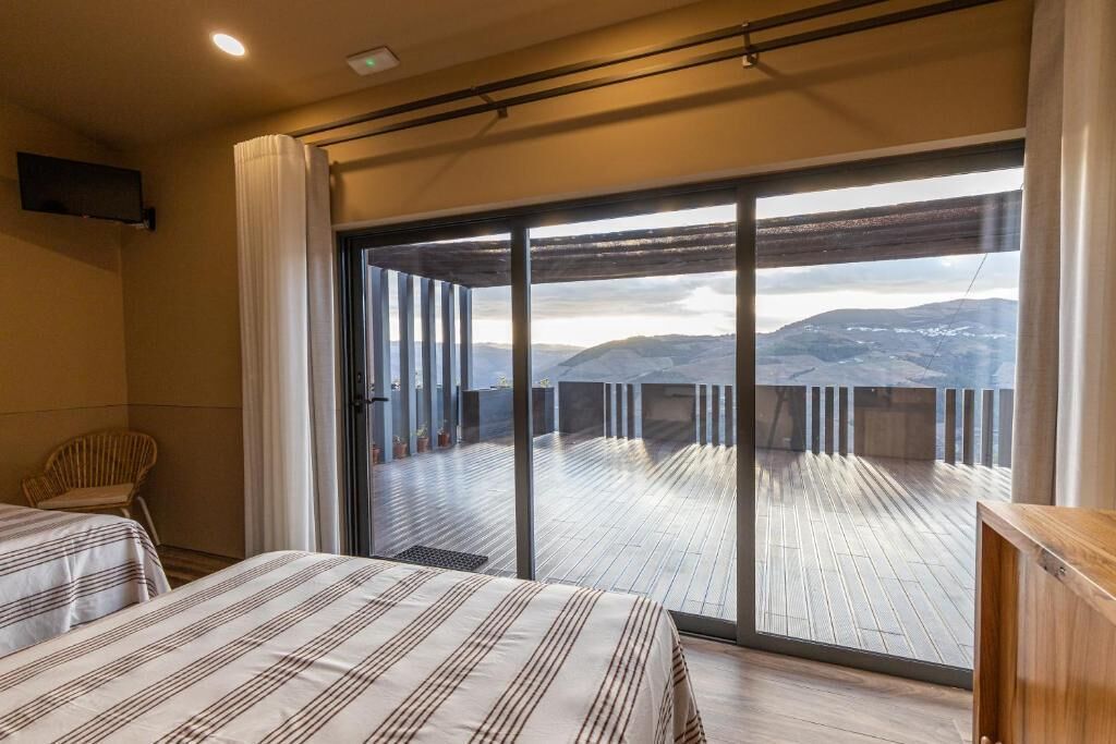 Twin Room, Air conditioning, Mountain View | WiFi (free)