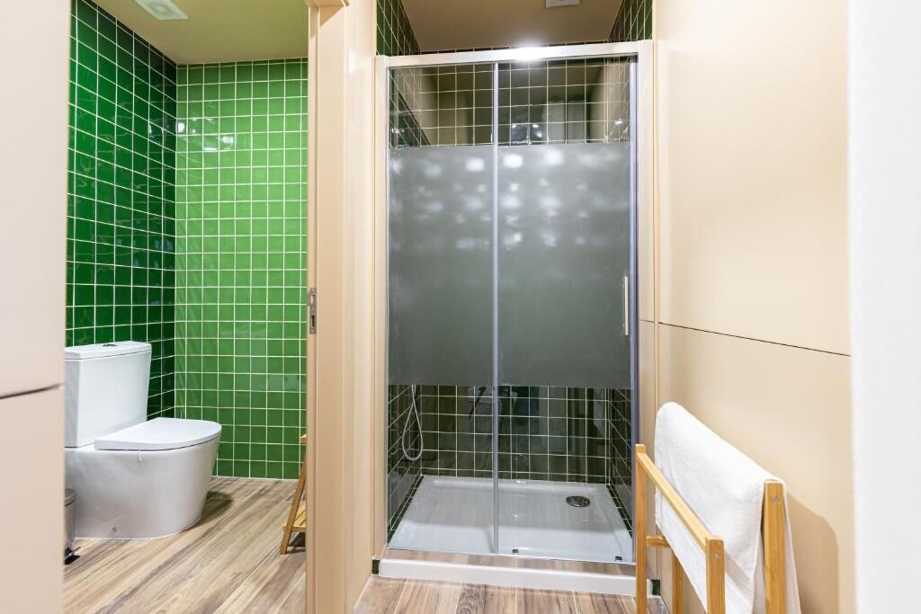 Deluxe Double Room, Air conditioning, Mountain View | Bathroom