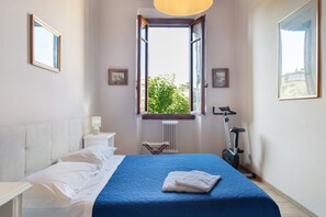 3 Schlafzimmer, Bügeleisen/Bügelbrett, WLAN, Bettwäsche