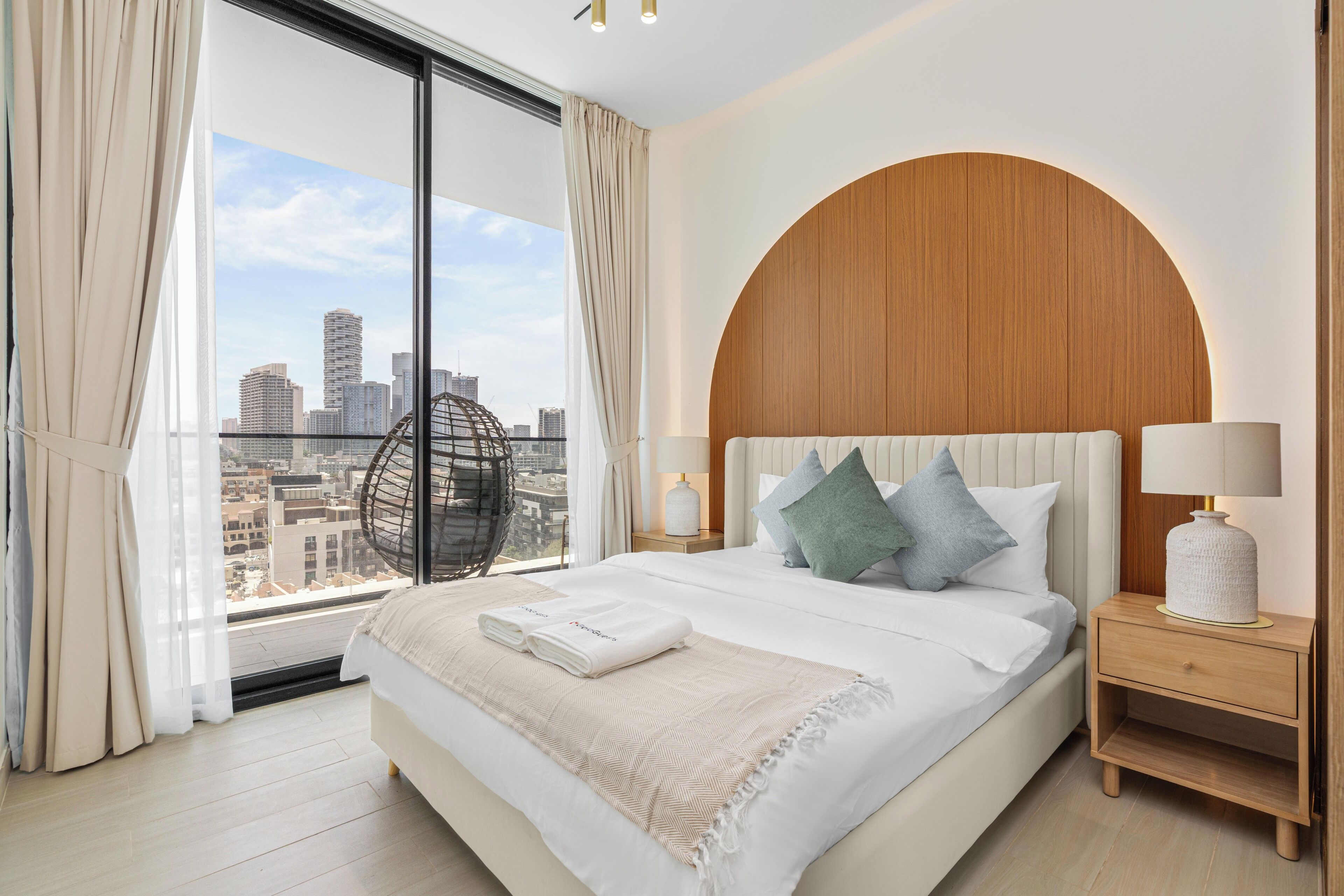 Exclusive-Apartment, eigener Pool, Poolblick