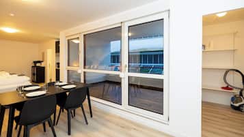 Studio – classic, 2 queensize-senger, privat bad | Wi-fi (inkludert)