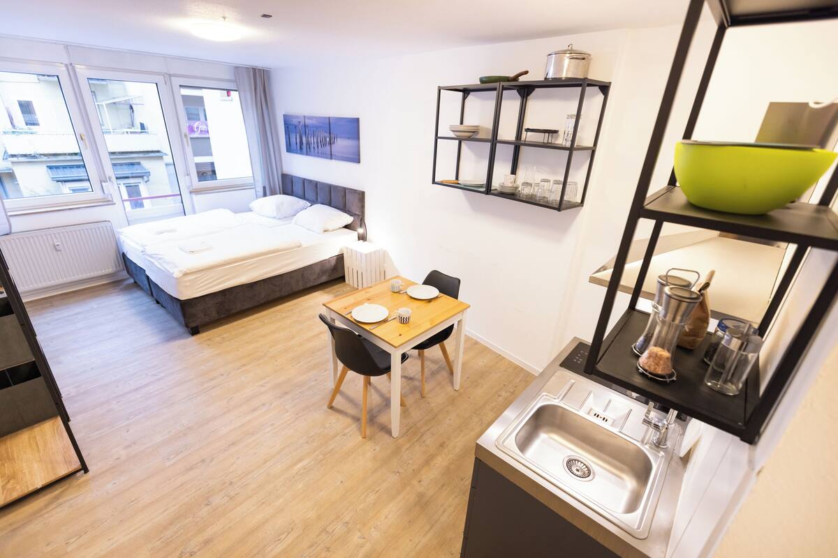 Estudio estándar, 1 cama matrimonial, baño privado | Wifi gratis