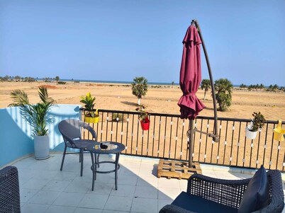 4-bedroom luxury Beach villa on gorgeous Bay of Bengal,Tamil Nadu.pet friendly.