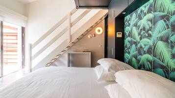 Superior vierpersoonskamer, toegankelijk voor mindervaliden, en-suite badkamer | Gratis wifi
