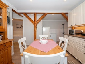 Dining - Friesen Stuv: Cozy Vacation Rental in a Prime Location (Büsum)